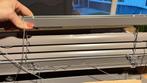 239. aluminium jaloezie 85 cm br x 128 cm h 2 stuks 25 mm, Huis en Inrichting, Stoffering | Gordijnen en Lamellen, Ophalen, 100 tot 150 cm