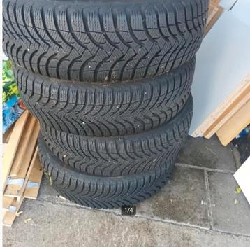 4 x autobanden op stalen velg 185x60x15 €100 beschikbaar voor biedingen