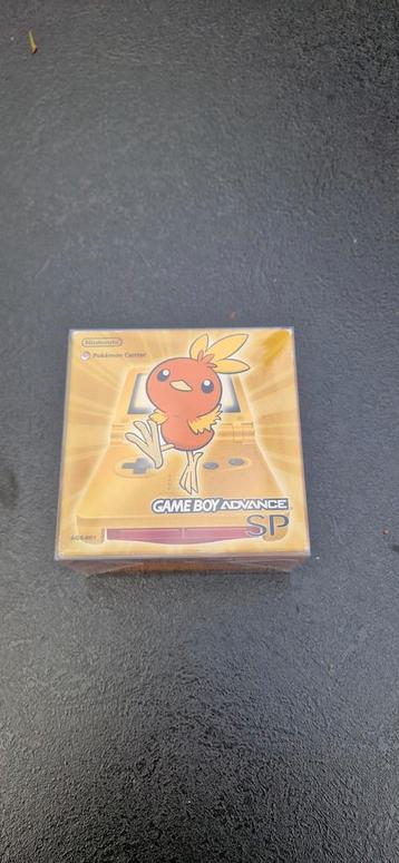 Gameboy Advance SP Pokemon Center Torchic Editie beschikbaar voor biedingen