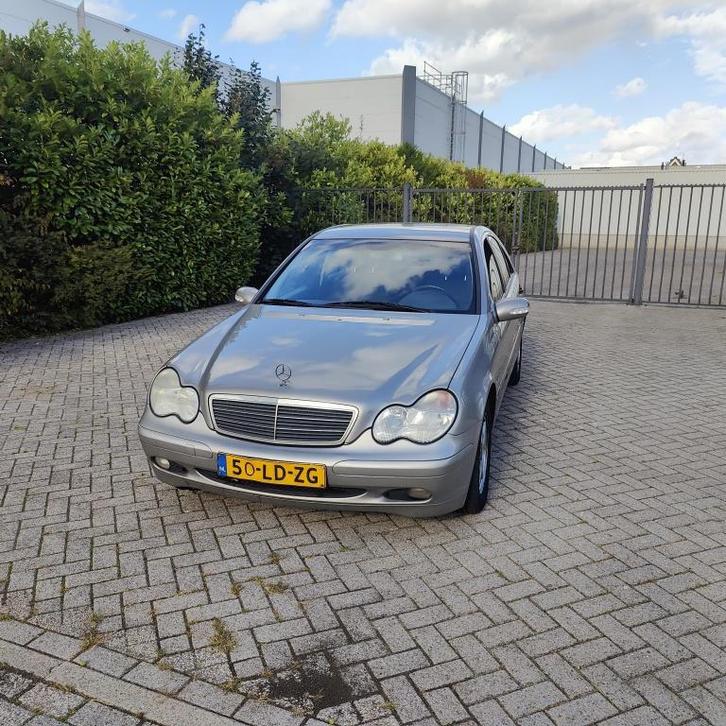 Mercedes-benz C-klasse 200 CDI BJ 2002, Auto's, Mercedes-Benz, Bedrijf, C-Klasse, ABS, Airbags, Boordcomputer, Centrale vergrendeling