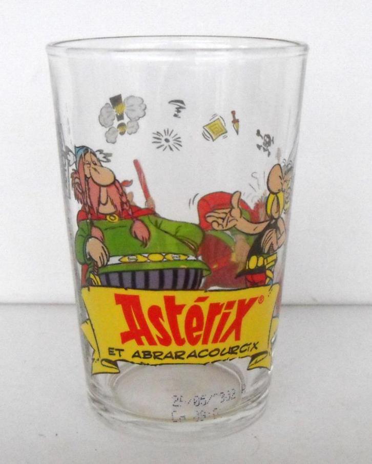 Asterix Obelix glas 2000 Hoofdman, Verzamelen, Stripfiguren, Zo goed als nieuw, Gebruiksvoorwerp, Asterix en Obelix, Ophalen of Verzenden