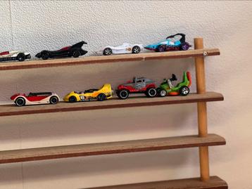 Houten display rek voor bijvoorbeeld model auto’s