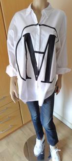 MARC AUREL witte blouse met 2 zwarte letters maat 42, Kleding | Dames, Blouses en Tunieken, Marc Aurel, Verzenden, Wit, Maat 42/44 (L)