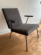 Gispen 1407 fauteuil ontwerp Wim Rietveld, Huis en Inrichting, Fauteuils, Minder dan 75 cm, Design, Gebruikt, 50 tot 75 cm