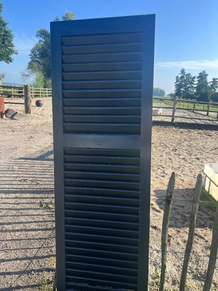 Louvre luiken 10 stuks beschikbaar, Meranti hout, Huis en Inrichting, Woonaccessoires | Kamerschermen, Zo goed als nieuw, Ophalen