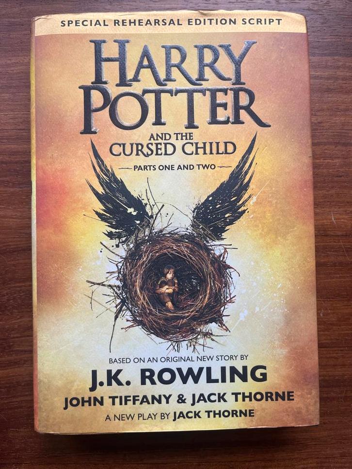 Harry Potter and the Cursed Child - Parts One & Two, Boeken, Fantasy, Gelezen, Ophalen of Verzenden