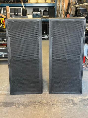 2stuks Venue audiotechnik Sv-218b bass beschikbaar voor biedingen