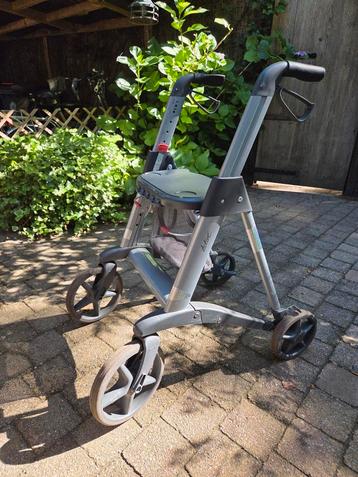 Rollator active lichtgewicht beschikbaar voor biedingen