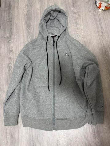 Nike air jordan vest grijs L beschikbaar voor biedingen