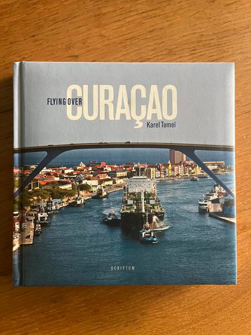 Karel Tomeï - Flying over Curaçao, Boeken, Kunst en Cultuur | Fotografie en Design, Nieuw, Overige onderwerpen, Ophalen of Verzenden