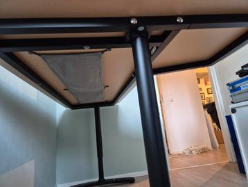Bekant hoekbureau Ikea. Eventueel ook met extra recht buro. - afbeelding 7