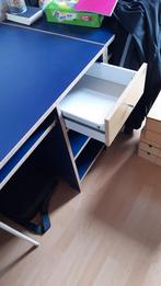 Blauw bureau van Ikea, met uitschuifblad., Ophalen