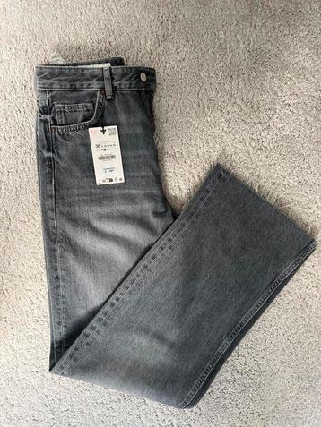 Zara Nieuw jeans beschikbaar voor biedingen