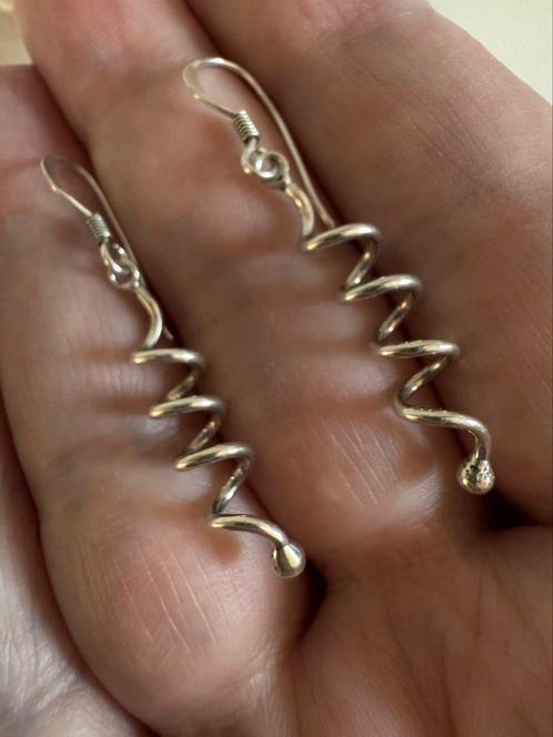 R329/Zilveren Wokkel Oorbellen, Sieraden, Tassen en Uiterlijk, Oorbellen, Gebruikt, Zilver, Zilver, Verzenden