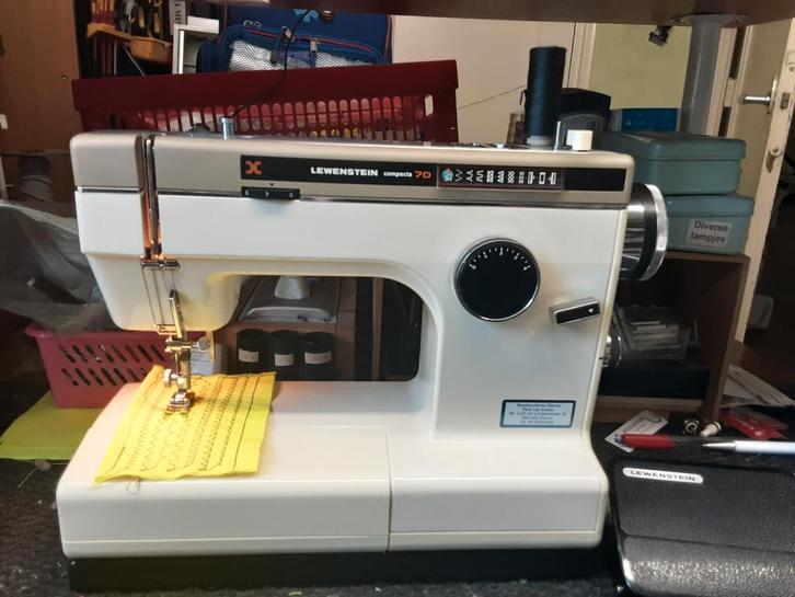 LEWENSTEIN COMPACTA 70 NAAIMACHINE, Hobby en Vrije tijd, Naaimachines en Toebehoren, Gebruikt, Naaimachine, Overige merken, Ophalen of Verzenden