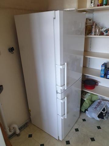 Liebherr koel-vriescombinatie (integreerbaar) beschikbaar voor biedingen