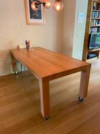 Eettafel op wielen, blank eiken, soft touch lak, Ophalen, Gebruikt, Eikenhout, 50 tot 100 cm