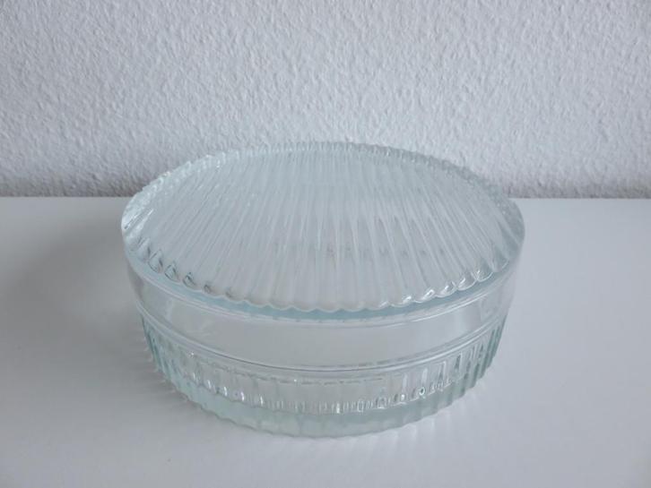 Ikea Sammanhang glazen doos met deksel, ronde bonbonnière, Huis en Inrichting, Woonaccessoires | Schalen en Manden, Nieuw, Schaal