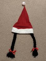 Kerstmuts met 2 zwarte vlechten, Diversen, Ophalen of Verzenden, Zo goed als nieuw