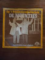 De Mounties - Op 't hoekje brandt nog licht, Cd's en Dvd's, Gebruikt, 7 inch, Single, Ophalen of Verzenden