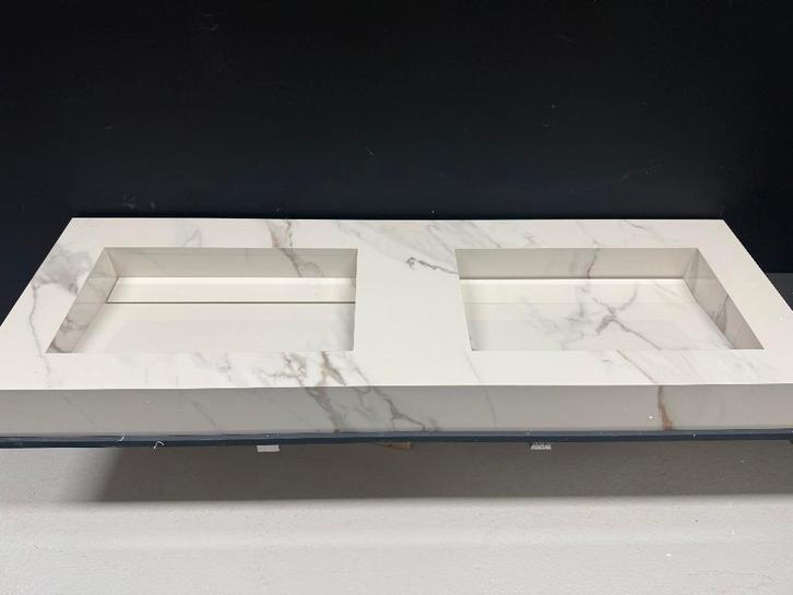 Sanibell Calcatta Wastafel 140x45x13 White Copper (Maatwerk), Huis en Inrichting, Badkamer | Badkamermeubels, Zo goed als nieuw