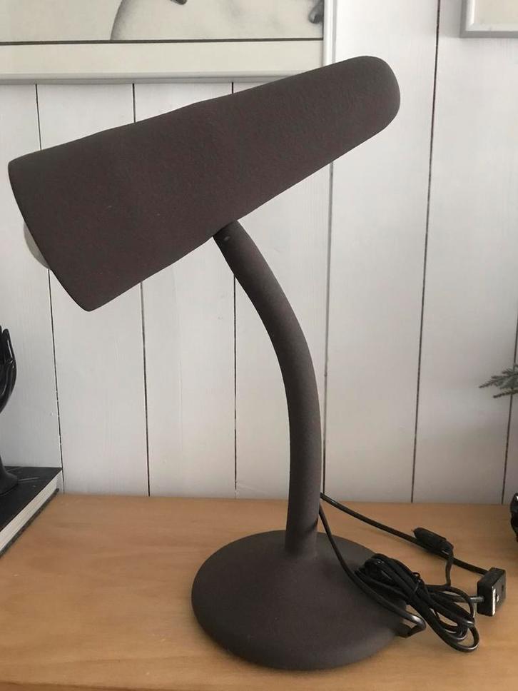 Softy bruine LED tafellamp van studio Laurens van Wieringen, Huis en Inrichting, Lampen | Tafellampen, Zo goed als nieuw, Minder dan 50 cm