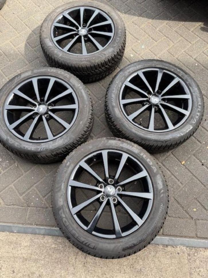 Ford Mondeo Sportvelgen met goede banden 215-55-17 98V, Auto-onderdelen, Banden en Velgen, Velg(en), Zomerbanden, 17 inch, 215 mm