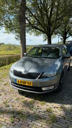 Skoda Rapid 1.2 TSI 63KW 86PK 2013 Grijs, Voorwielaandrijving, Stof, Zwart, 1055 kg