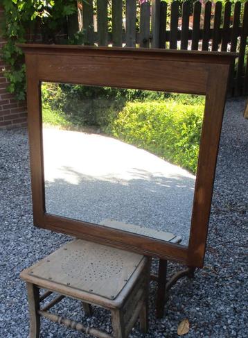 Lot verschillende spiegels beschikbaar voor biedingen