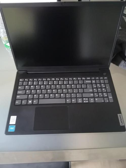 Lenovo Laptop V15 G2 IJL Nieuwstaat, Computers en Software, Windows Laptops, Zo goed als nieuw, 15 inch, HDD, SSD, Met videokaart