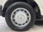 Mercedes-Benz 200-Serie 230 2.3 1977 Wit Leder 136pk, Auto's, Mercedes-Benz, Gebruikt, 4 cilinders, 700 kg, Bedrijf