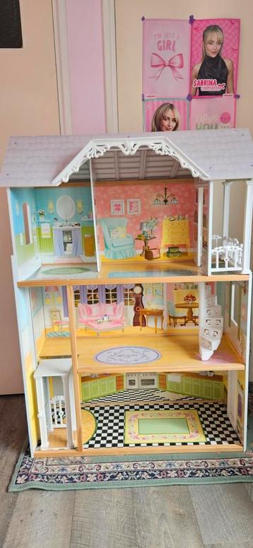 Prachtig Kidcraft Kaylee Poppenhuis ook voor Barbie  beschikbaar voor biedingen