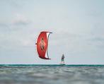 Naish Pivot 8m 2025 Nieuw!, 8 m², Ophalen of Verzenden, Kite, Geen board