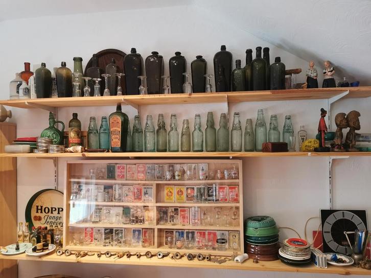 Opkoper gezocht - Collectie antieke flessen en objecten, Antiek en Kunst, Antiek | Glas en Kristal, Ophalen