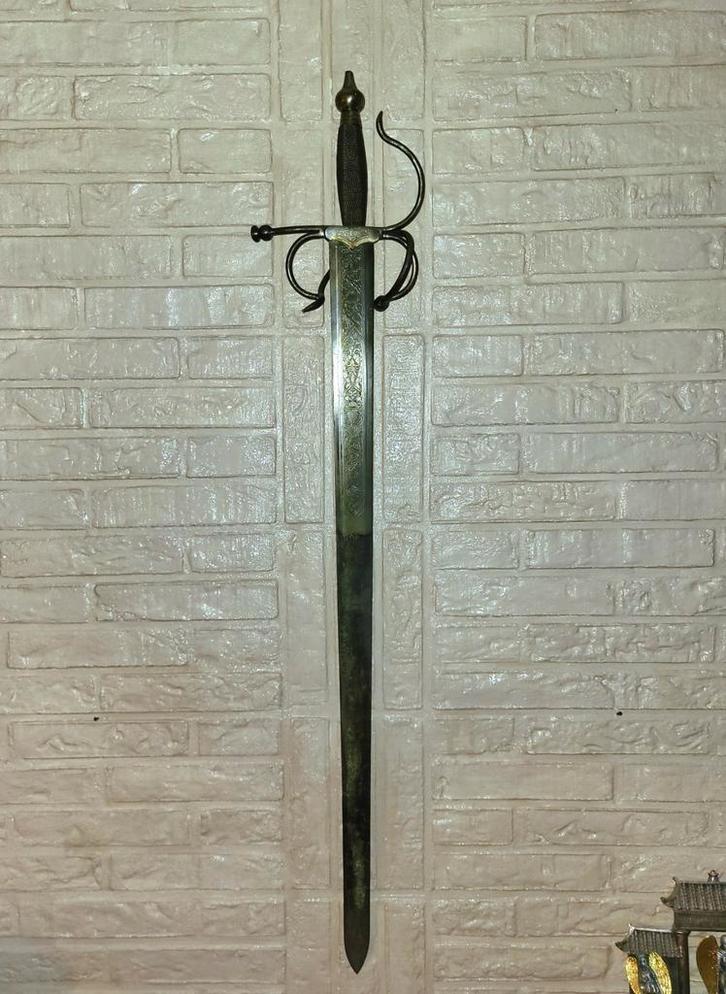 Spanje Zwaard Toledo "El Cid" Tempeliers Kruisridders?, Verzamelen, Militaria | Algemeen, Overige soorten, Overige gebieden, Ophalen of Verzenden