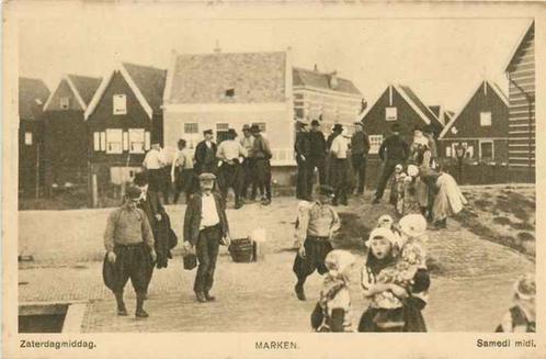 (301-074-021) Marken Zaterdagmiddag, Verzamelen, Ansichtkaarten | Nederland, Noord-Holland, Verzenden
