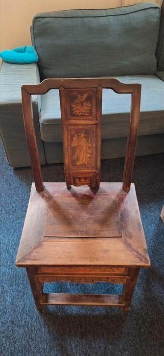 carved wood chair houten stoel , China, Qing Dynasty, 1800s  beschikbaar voor biedingen