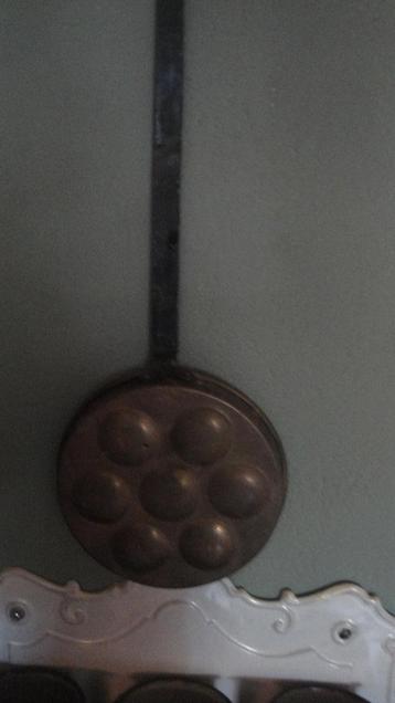 poffertjes pan met lange steel  beschikbaar voor biedingen