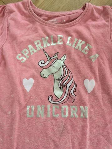 Leuk zomers shirt met opdruk unicorn maat 104 beschikbaar voor biedingen
