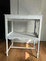 Vintage thee tafeltje/kastje, Ophalen