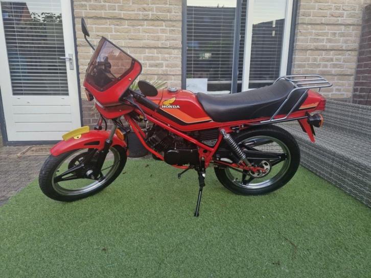 Mooie en goede Honda MB5 te koop., Fietsen en Brommers, Brommers | Honda, Zo goed als nieuw, MB, Ophalen