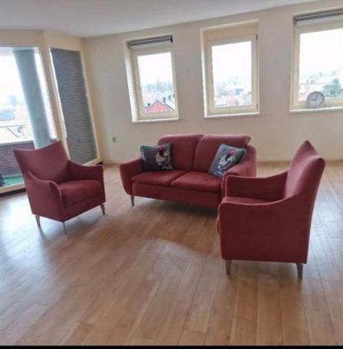 Mooi 2 zitsbankje + 2 fauteuils, Huis en Inrichting, Banken | Complete zithoeken, Zo goed als nieuw, Ophalen