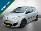 Renault Twingo 1.2-16V Authentique Airco trekhaak, Auto's, Voorwielaandrijving, Twingo, Gebruikt, 4 cilinders