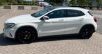 Mercedes-Benz GLA 250 211pk 7G-DCT 4Matic 2016 Wit, Auto's, Mercedes-Benz, Automaat, 15 km/l, Zwart, 4 cilinders