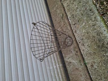 Ronde hooiruif, onverwoestbaar en veelzijdig! beschikbaar voor biedingen