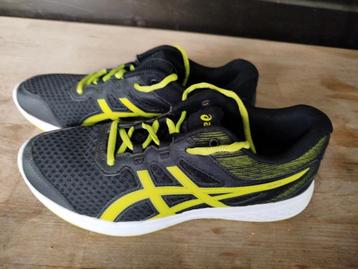 Asics Sportschoenen - Zo goed als nieuw! Maat 39,5 beschikbaar voor biedingen