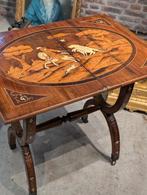 Antiek tafeltje 75 h. €435., Antiek en Kunst, Ophalen