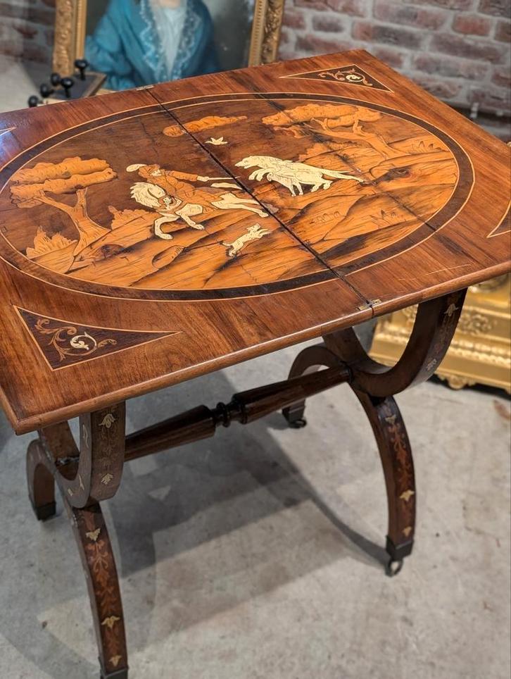 Antiek tafeltje 75 h. €435., Antiek en Kunst, Antiek | Meubels | Tafels, Ophalen