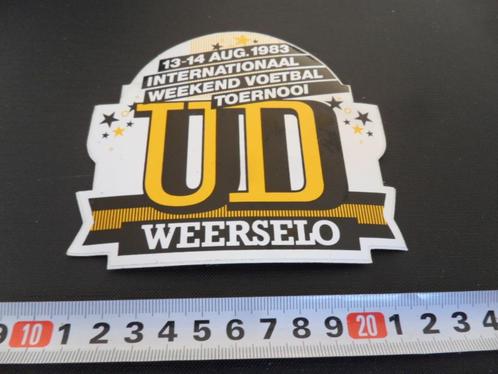 sticker 1983 weekend voetbal toernooi UD weerselo, Verzamelen, Stickers, Zo goed als nieuw, Bedrijf of Vereniging, Ophalen