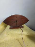 9469) mooi oud Engels  klokje, Ophalen of Verzenden, Wandklok